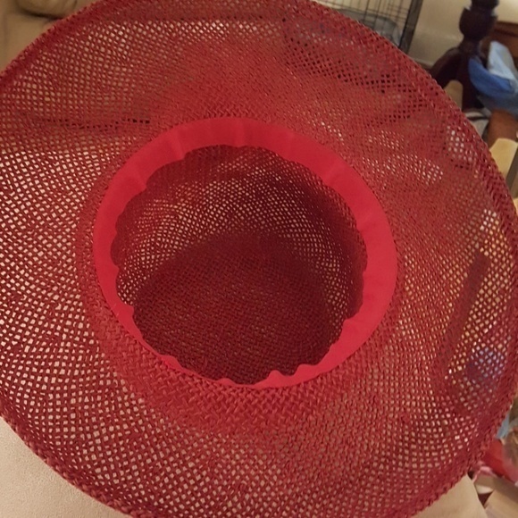 VINTAGE RED‎ STRAW HAT WITH RED FLORAL - Picture 6 of 7